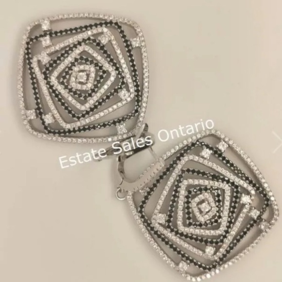 Sterling silver 2" long cubic zirconia earrings, weight 23.8 gram MRSP $650 CAD - Picture 2 of 2